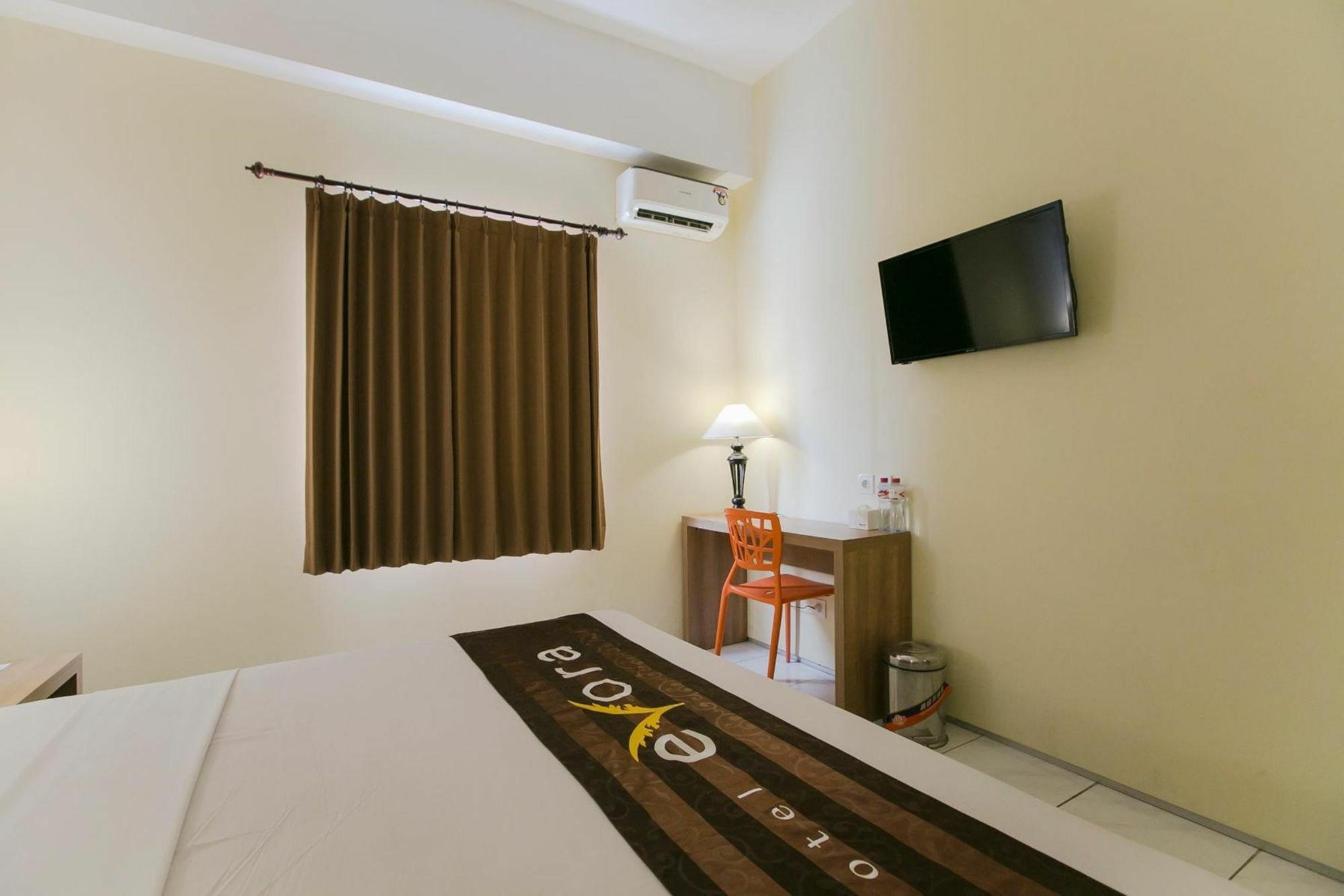 Evora Hotel Surabaya Dış mekan fotoğraf